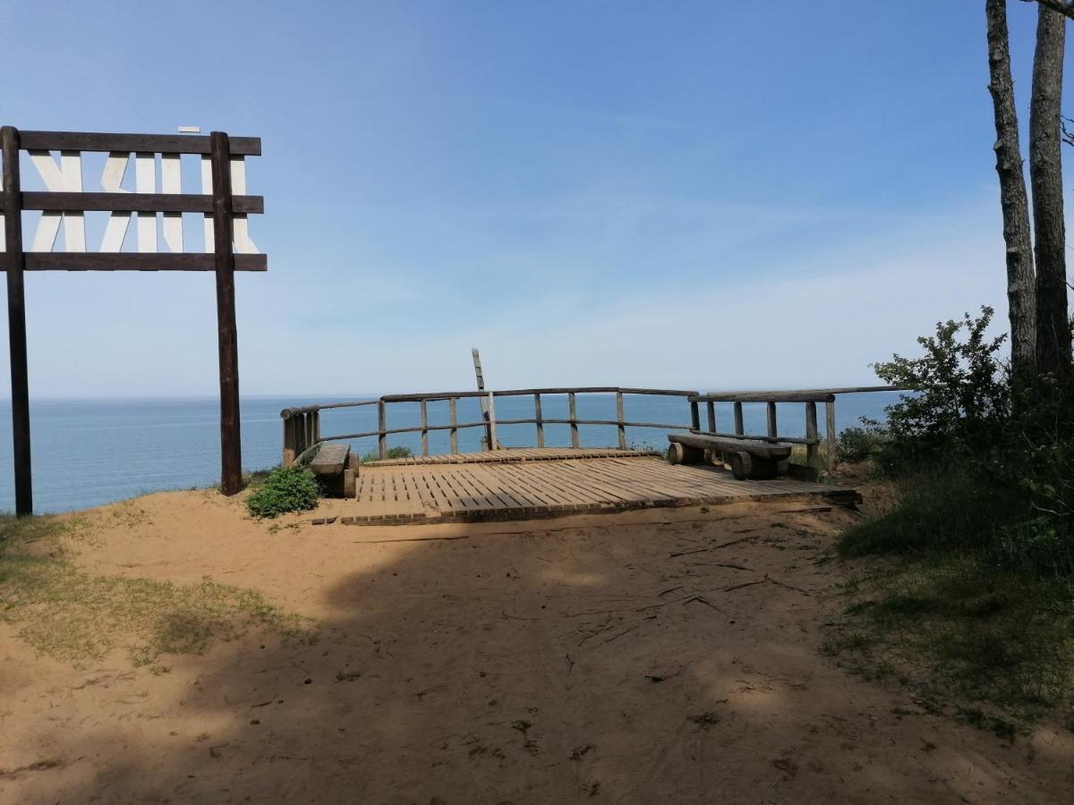 Pilsbergu Krogs Jurkalne Esterno foto