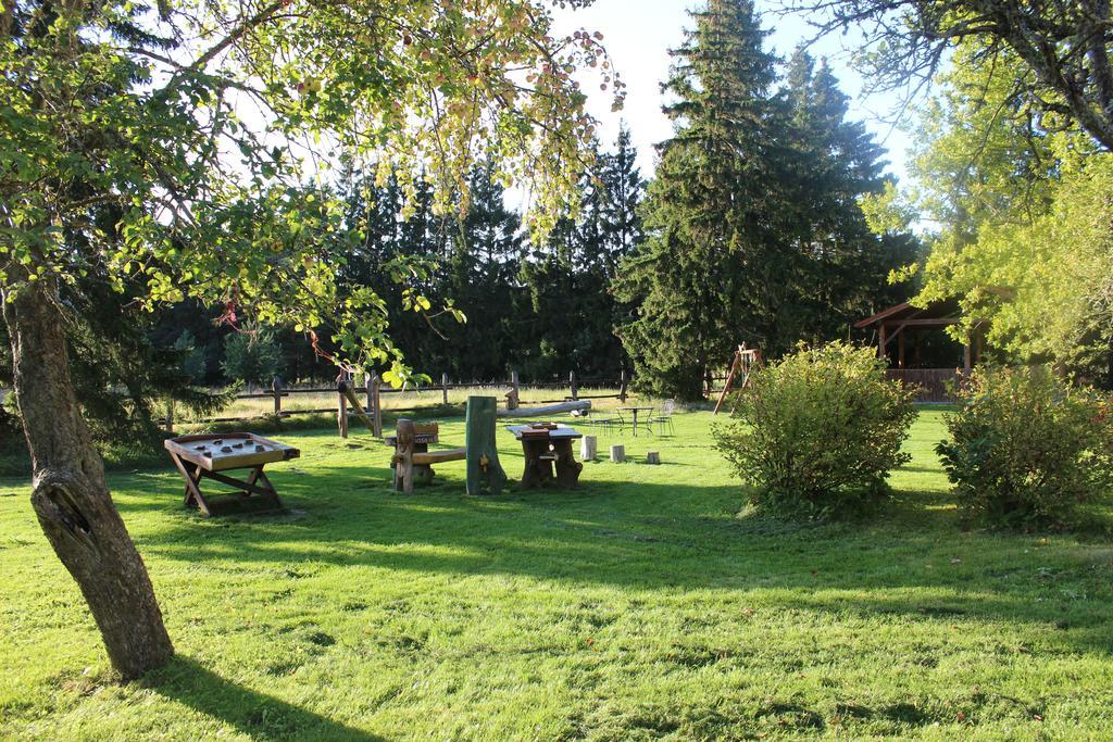 Pilsbergu Krogs Jurkalne Esterno foto